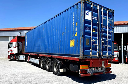 Transport porte-conteneurs